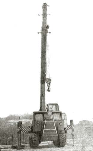Мобильный тракторный кран КМТТС-10